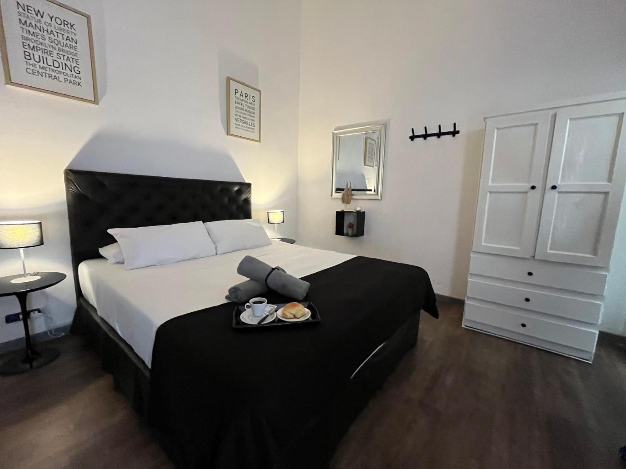 Ph Palermo Hostel บัวโนสไอเรส ภายนอก รูปภาพ