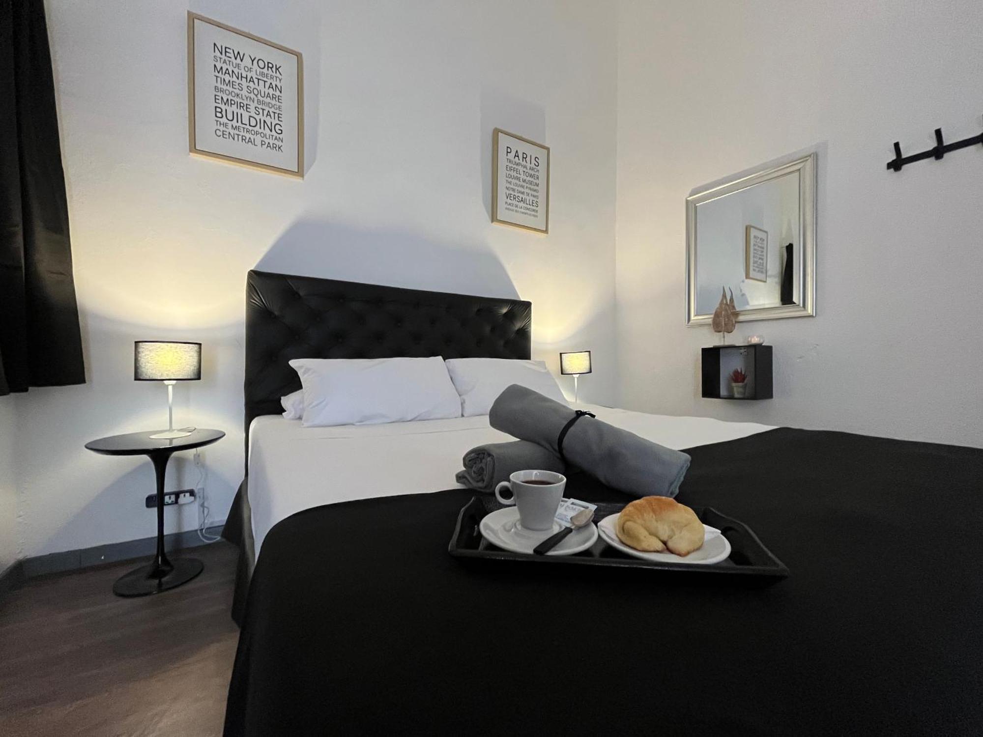 Ph Palermo Hostel บัวโนสไอเรส ภายนอก รูปภาพ