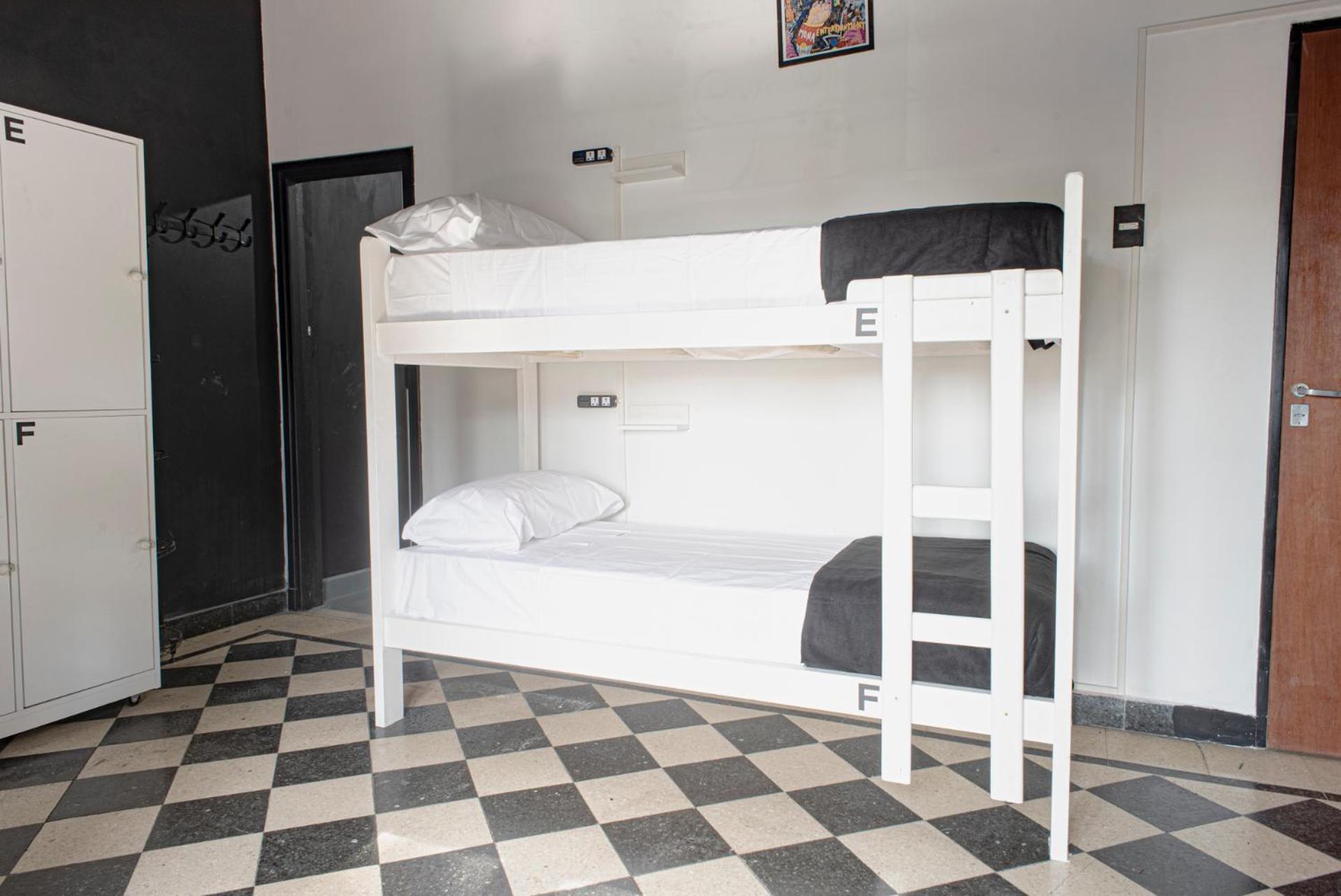 Ph Palermo Hostel บัวโนสไอเรส ภายนอก รูปภาพ